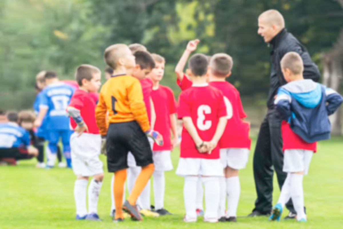 PlayFreely Young Football Team01